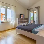 Lotus Villa Pula