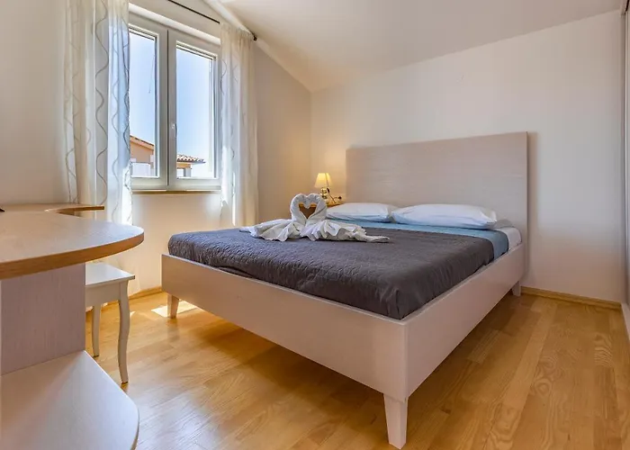 Βίλα Lotus Πούλα