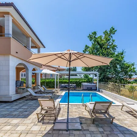 Lotus Villa