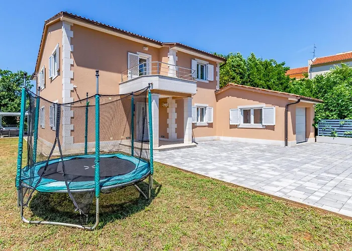 Lotus Villa Pula